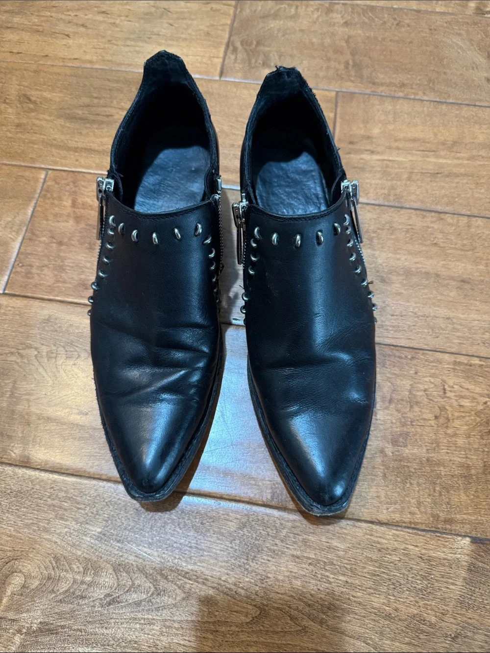 Frye Sacha shooties Ankle Boots w/dbl Side Zip 8.5 Black Rebel